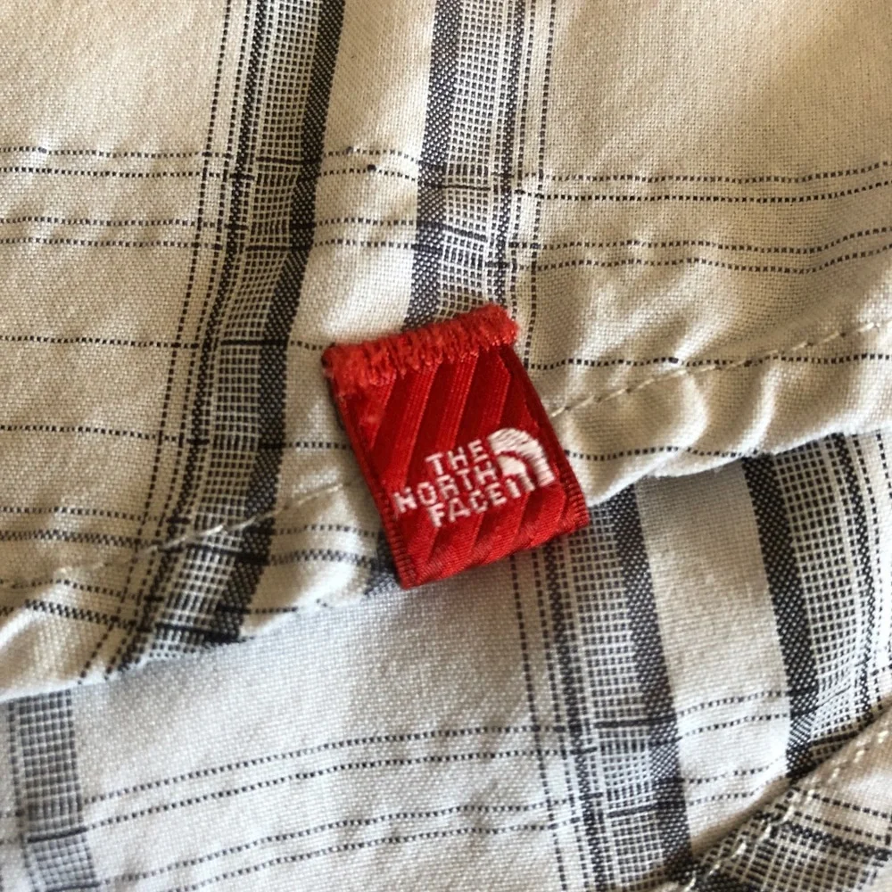 Men’s North Face LS Shirt